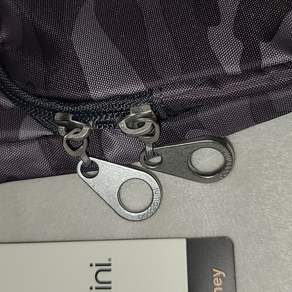 Baggallini crossbody purse NWT! - Picture 3 of 14